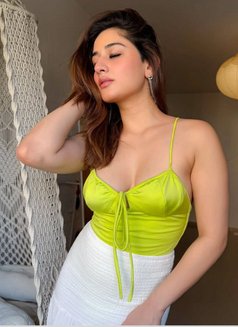 Tanvi - escort in Candolim, Goa Photo 3 of 3