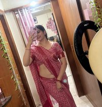 Tanvi - puta in Chennai