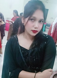 Tanvi - puta in Jubail Photo 1 of 2