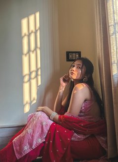 Tanvi - escort in Kolkata Photo 2 of 3