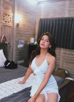 Tanvi - escort in Kolkata Photo 1 of 2