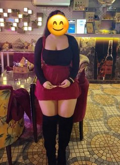 Tanvi - escort in New Delhi Photo 5 of 7