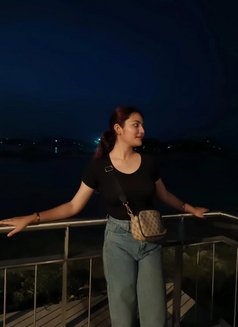 Tanvi - escort in Pune Photo 1 of 3