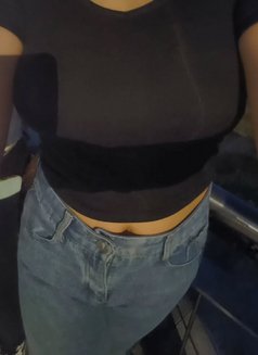 Tanvi - escort in Pune Photo 3 of 3