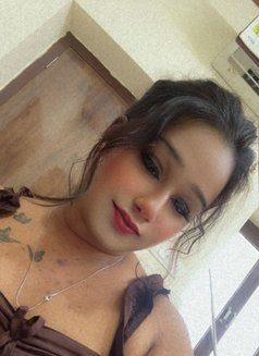 Tanvi Roy - Transsexual escort in New Delhi Photo 2 of 9