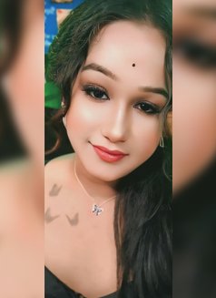 Tanvi Roy - Transsexual escort in New Delhi Photo 5 of 9