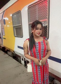 Tanvi Roy - Transsexual escort in New Delhi Photo 7 of 9