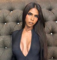 Tanya Elizabeth - Transsexual escort in Makati City