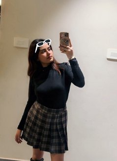 Tanya - escort in Chennai Photo 2 of 5