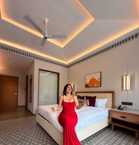 Tanya - puta in Hyderabad