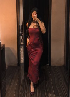 Tanya - escort in Mumbai Photo 2 of 3