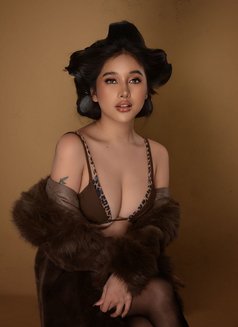 Tanya is back - escort in Seoul Photo 27 of 30