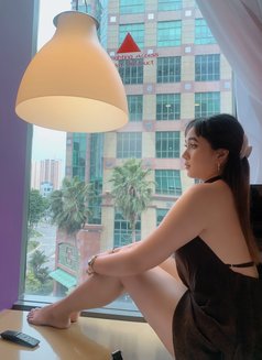 Tanya - puta in Singapore Photo 3 of 8