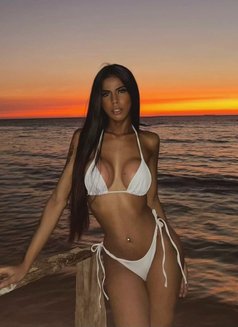 Tanya - Transsexual escort in Manila Photo 10 of 14