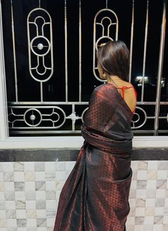 𝟵𝟮𝟯𝟯𝟵𝟮𝟰𝟯𝟮𝟮 NO ADVANCE COD - puta in Noida Photo 2 of 3