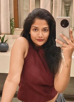 Tanya - escort in Ahmedabad Photo 3 of 3