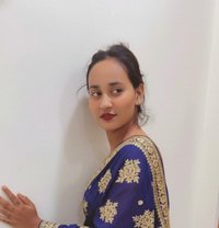 Tanya Real meet and cam service - puta in Hyderabad Photo 1 of 4