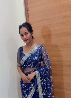 Tanya Real meet and cam service - puta in Hyderabad Photo 3 of 4