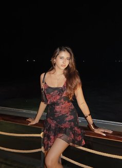 Tanya - escort in Kochi Photo 4 of 4