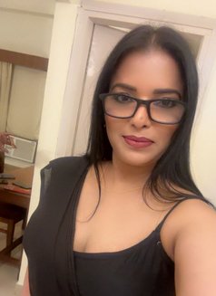 Tanya - escort in Lucknow Photo 3 of 4