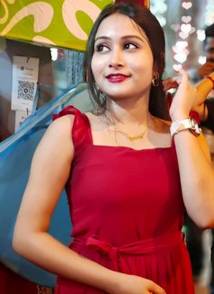 Palak - escort in Noida Photo 3 of 3