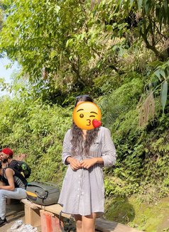 Tanya - escort in Noida Photo 3 of 4