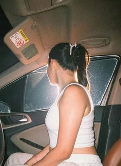 Tanya - escort in New Delhi Photo 1 of 3