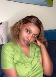 Tanya - escort in Nairobi Photo 3 of 5