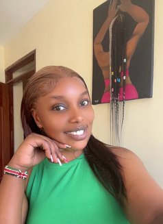 Tanya - puta in Nairobi Photo 6 of 7