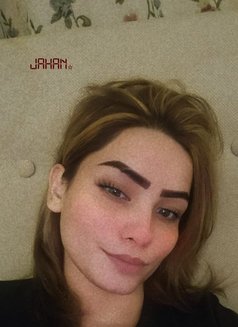 Tanya - puta in Ajmān Photo 2 of 4