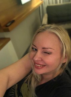 Tanya - escort in Dubai Photo 5 of 5