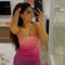 Tanya Sharma - puta in Dubai Photo 4 of 4