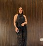 Tanya Sharma - puta in Sharjah Photo 1 of 4