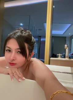 Tanya - escort in Hong Kong Photo 4 of 9