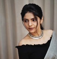 Tanya Student New - escort in Karāchi