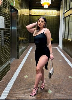 Tanya - escort in Bangkok Photo 2 of 3