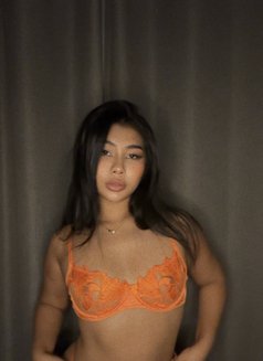 Tanya - adult performer in Phuket Photo 3 of 5