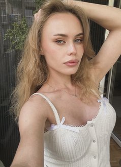 Tanya - puta in Ankara Photo 5 of 10