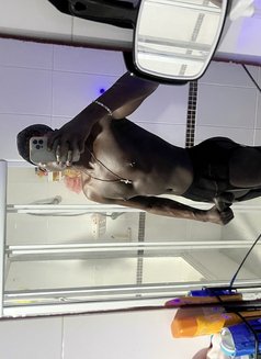 TanzanahSEXYMAN - Acompañantes masculino in Bangkok Photo 6 of 8