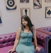 Tapshi Warshi Cam Fun & Meet - puta in Chennai