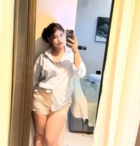 Tapshi Warshi Cam Fun & Meet - puta in Chennai