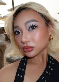 Tara 20YO - puta in Dubai Photo 10 of 10