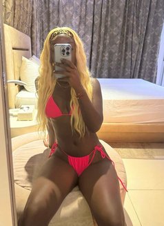 Tara - puta in Entebbe Photo 3 of 4