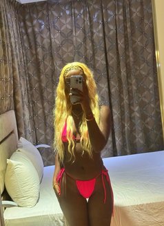 Tara - puta in Entebbe Photo 4 of 4