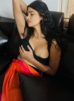 Tara - Transsexual escort in Hyderabad Photo 4 of 4