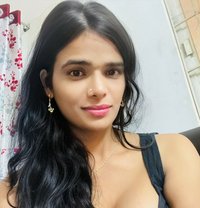 Tara - Acompañantes transexual in Hyderabad Photo 1 of 6