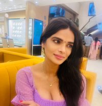 Tara - Transsexual escort in Hyderabad Photo 5 of 7