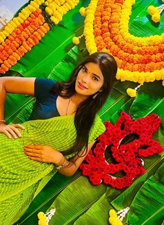 Tara - Transsexual escort in Hyderabad Photo 13 of 13