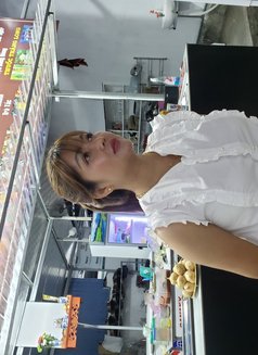 Tara - escort in Ho Chi Minh City Photo 2 of 3