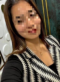 Tara - escort in Chennai Photo 1 of 1